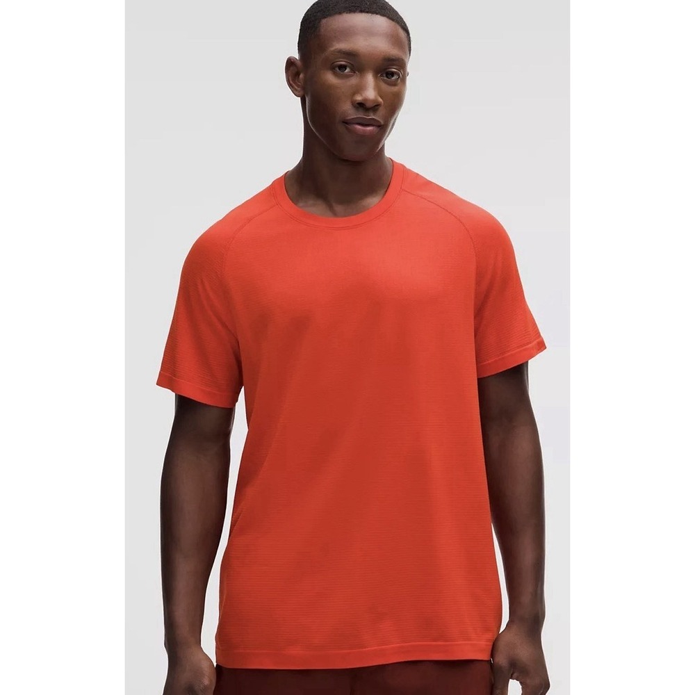 Lululemon Metal Vent Tech Short-Sleeve Shirt Rustic Coral/Dare Devil -‎ Large